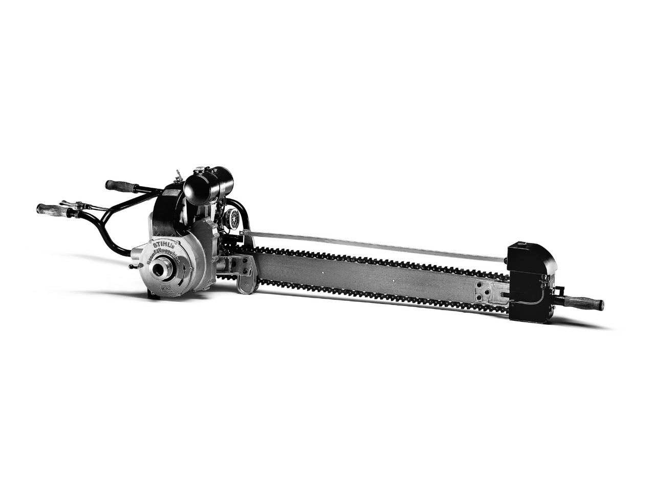 Tree-felling machine type A