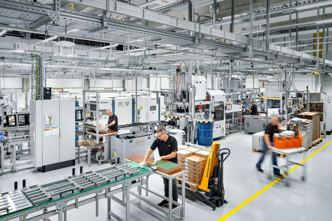 32,000,000 components leave the STIHL magnesium die-casting plant in Weinsheim every year.